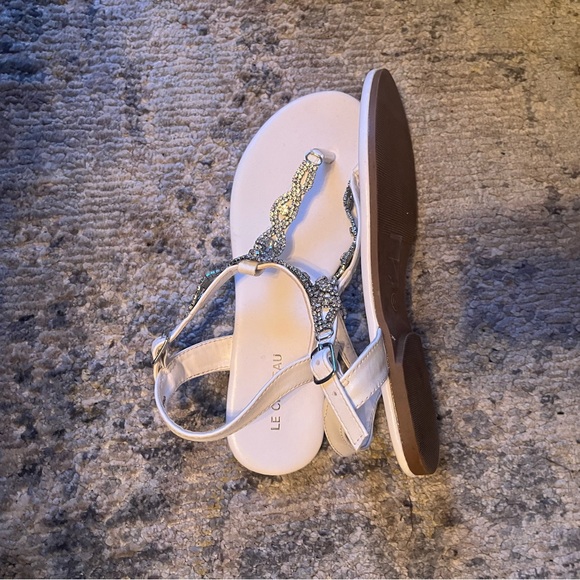 Le Château rhinestone sandals in white SIZE 6 - Picture 2 of 3